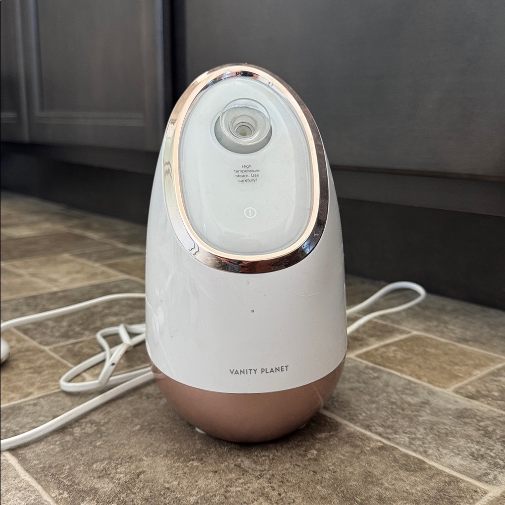 Vanity Planet White and Rose Gold Facial Steamer